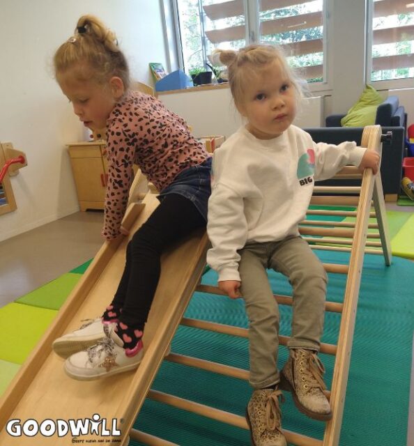 Samen klimmen en glijden met een visuele beperking_goodwill.nl