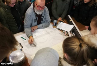 Peter Doornenbal ontwerpt samen met kinderen een speelterrein