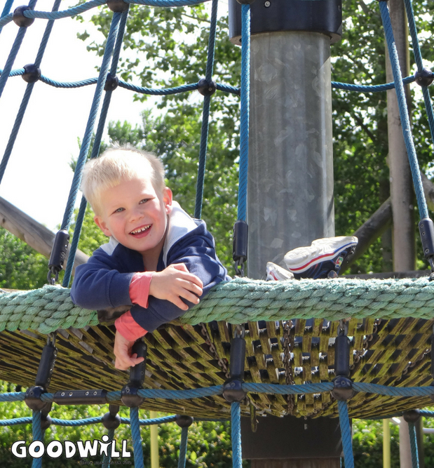 Naar de speeltuin met de Markiezaten